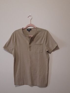 Express Short Sleeve Henley Tee - Khaki
